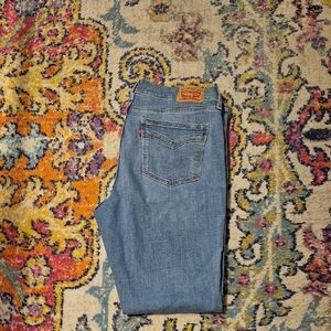 🎈Levi's Classic Bootcut Light Wash Jean